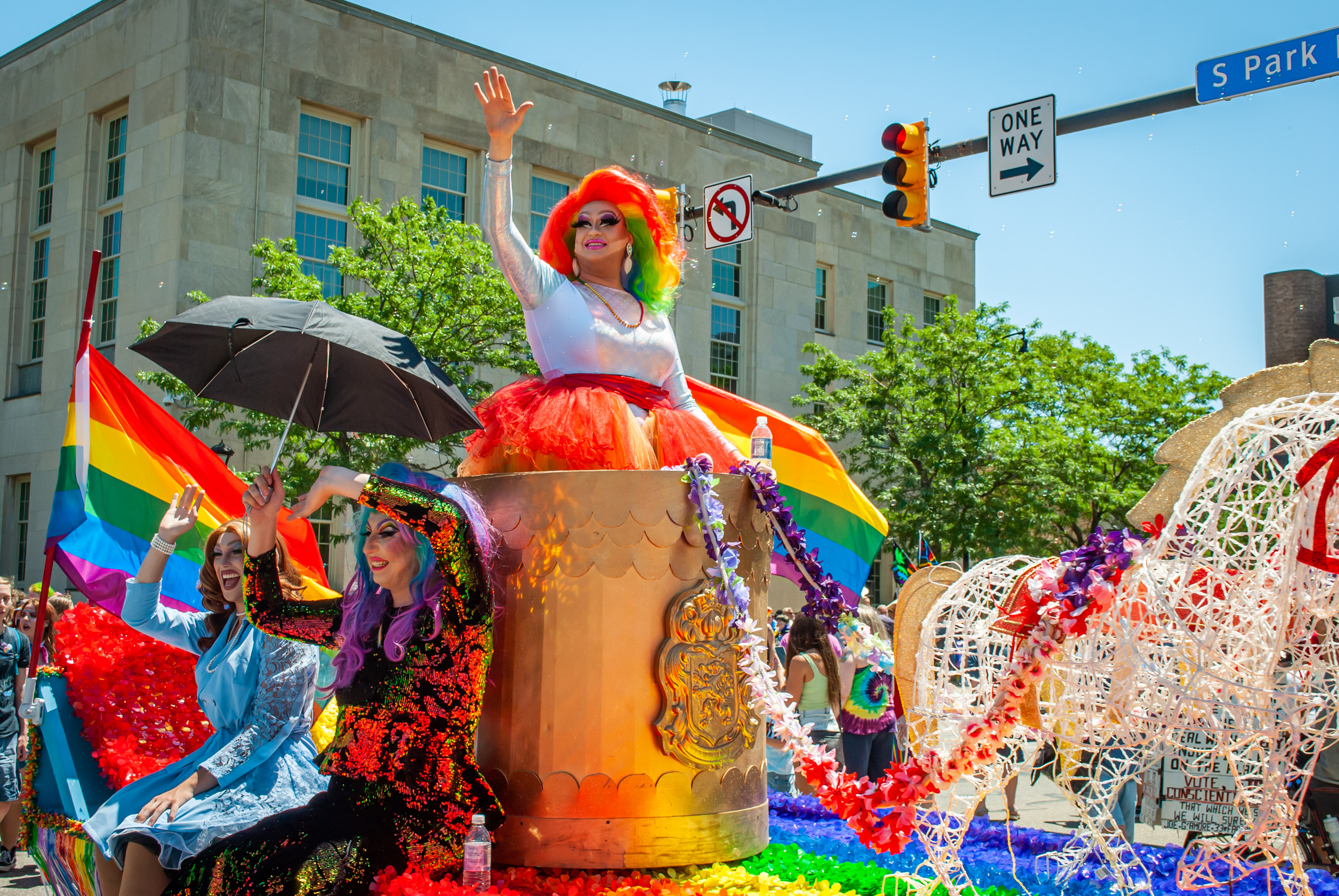 Pridefest Parade 27 of 34 credit David Tamulonis 