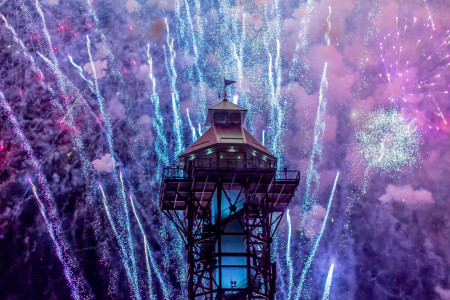 Fireworks credit D Tamulonis v2