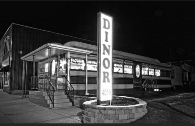 diner at lawrence park