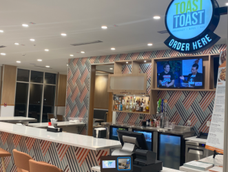 holiday inn bar resize