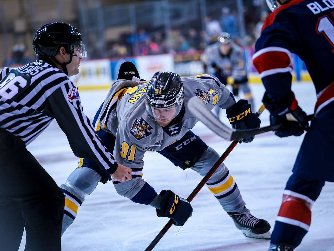 Erie Otters 040 October 23 2021 X2 Gibbens